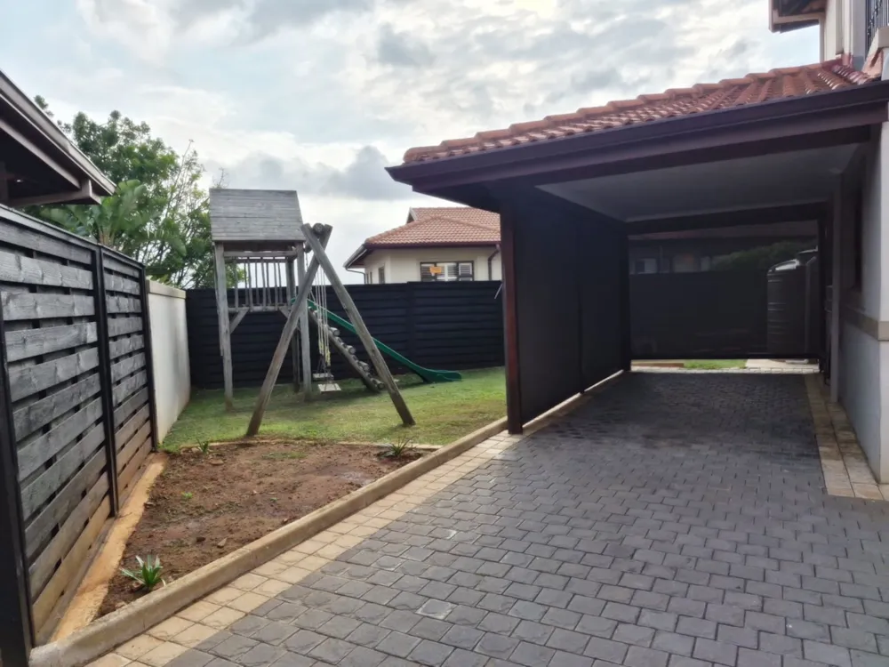 Townhouse for sale in Izinga - 1ND1741612 Townhouse for sale in Izinga - 1ND1741612