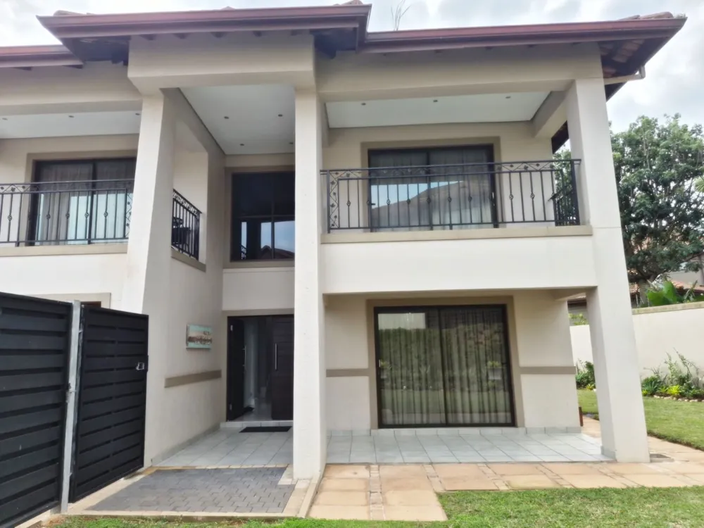 Townhouse for sale in Izinga - 1ND1741612 Townhouse for sale in Izinga - 1ND1741612