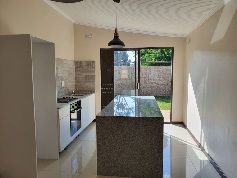 Cottage to rent in Bothas Hill - 1KF1741898