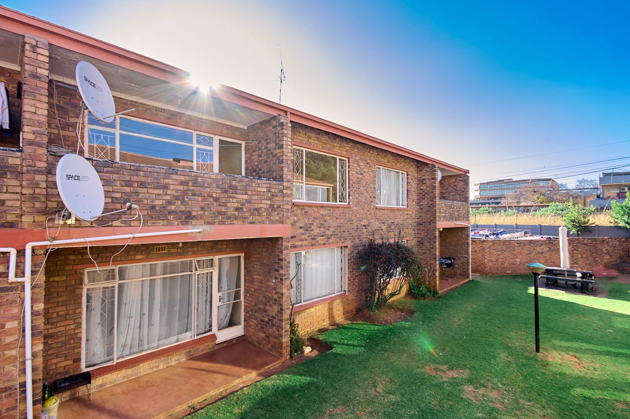 Apartment for sale in Florida, Roodepoort - RAN1741617