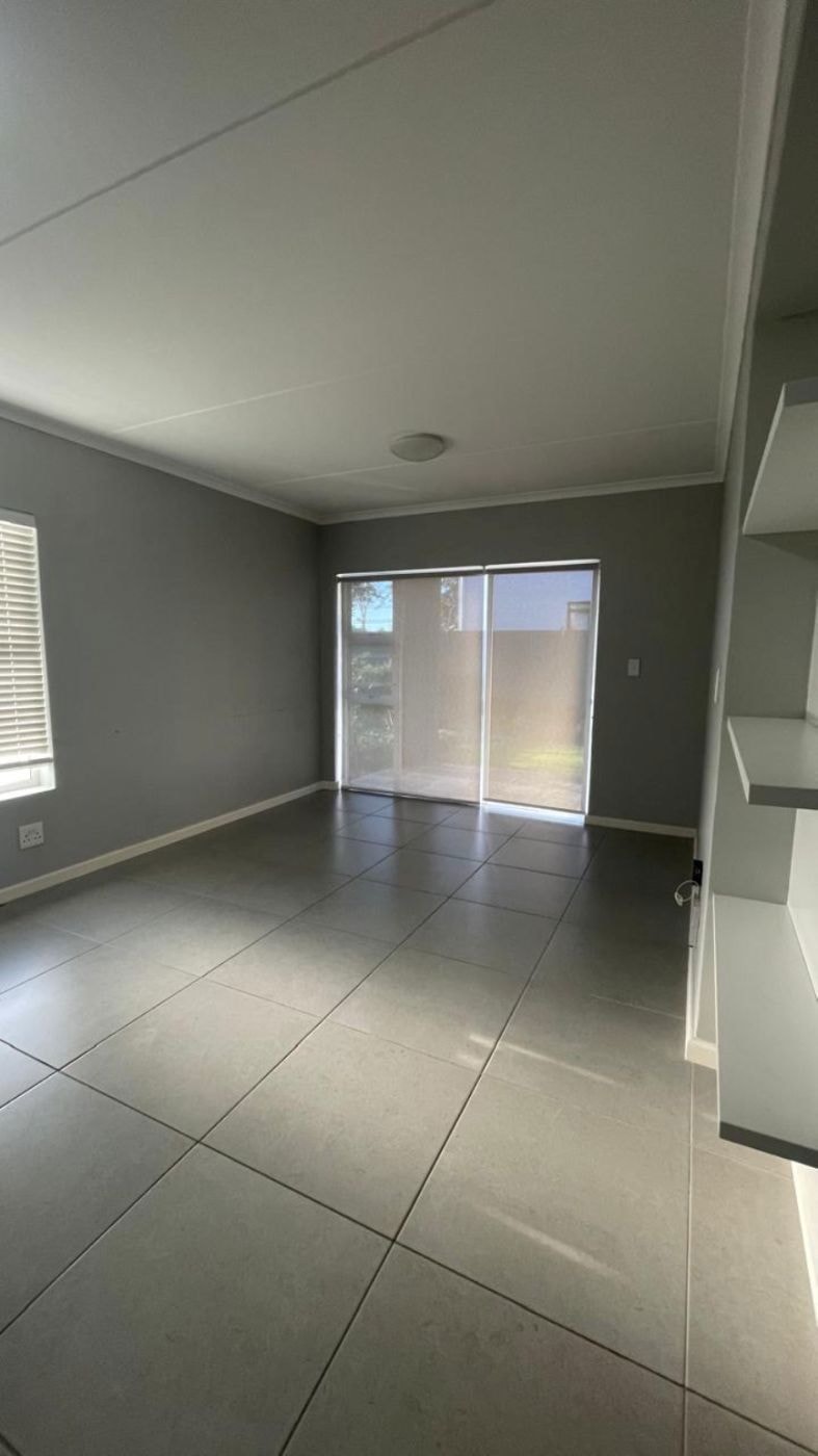 Apartment to rent in Burgundy Estate - 1PLA1744177