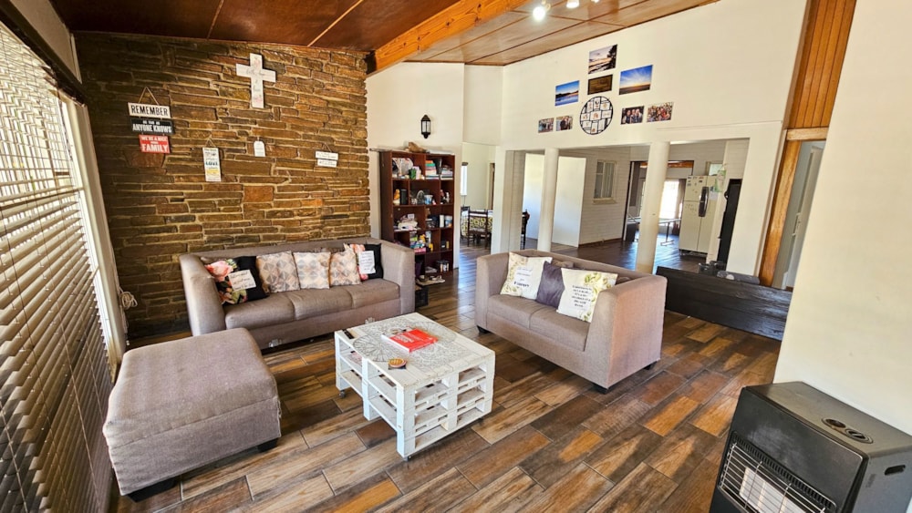 House for sale in Uitsig, Bloemfontein - 1BX1742470 House for sale in Uitsig, Bloemfontein - 1BX1742470