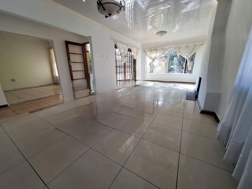House to rent in Generaal de Wet - 1BX1743138 House to rent in Generaal de Wet - 1BX1743138