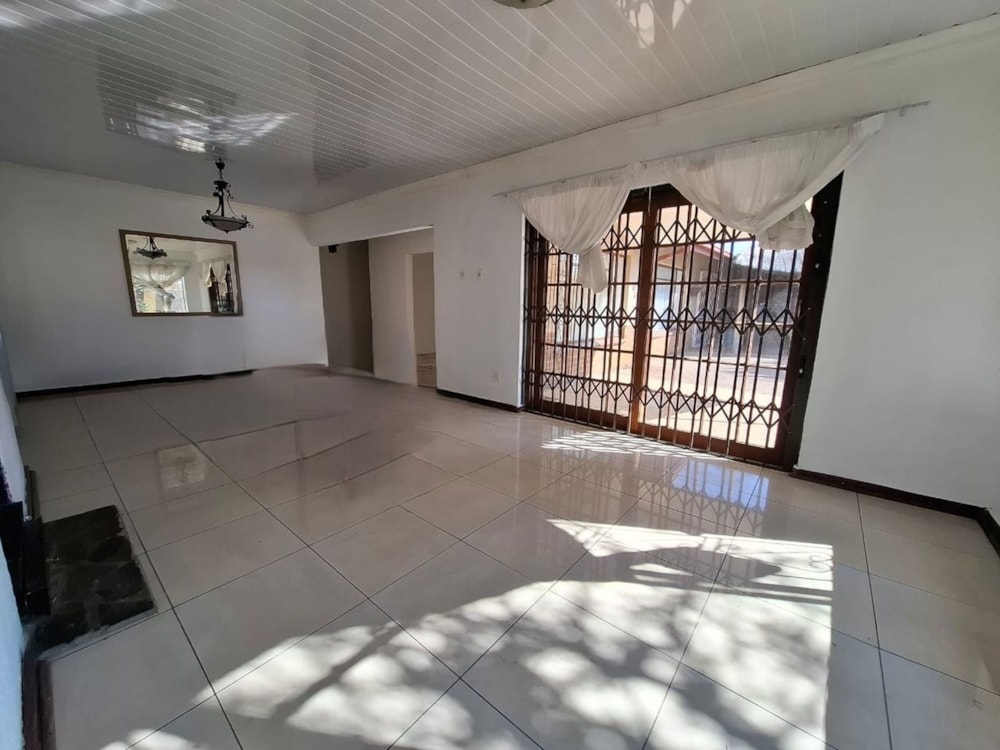 House to rent in Generaal de Wet - 1BX1743138 House to rent in Generaal de Wet - 1BX1743138