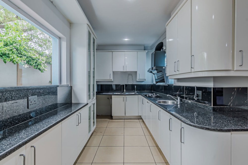 House to rent in Silver Lakes Golf Estate - PT1743156