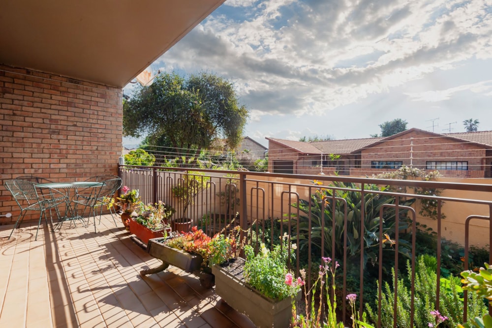 Townhouse for sale in New Redruth - 1GV1742139