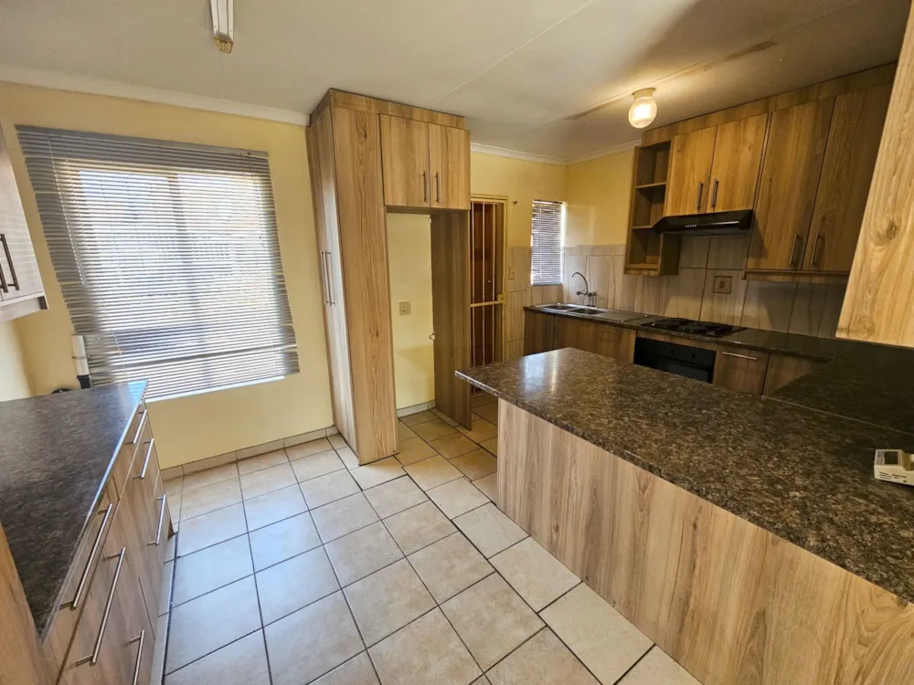 Townhouse sold in Uitsig, Bloemfontein - 1BX1742631 Townhouse sold in Uitsig, Bloemfontein - 1BX1742631