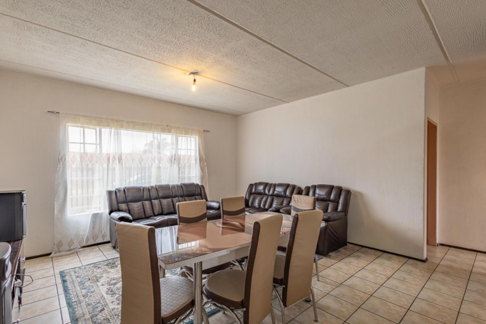 Townhouse for sale in Norkem Park - KTP1743307 Townhouse for sale in Norkem Park - KTP1743307