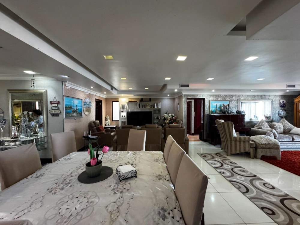 Apartment for sale in Glenwood, Durban - 1DBN1741790