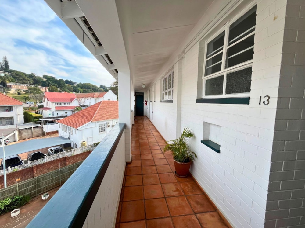 Apartment to rent in Morningside, Durban - 1DBN1741832