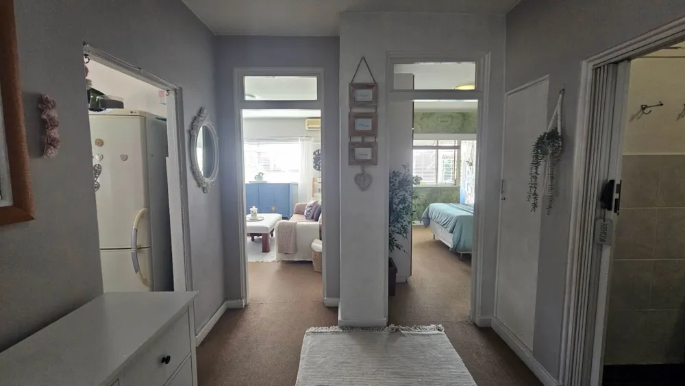 Apartment for sale in Glenwood, Durban - 1DBN1742244
