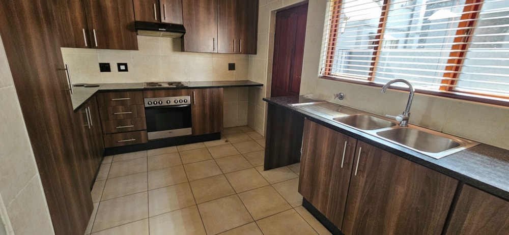 House for sale in Helderwyk Estate - 1BJ1743860 House for sale in Helderwyk Estate - 1BJ1743860