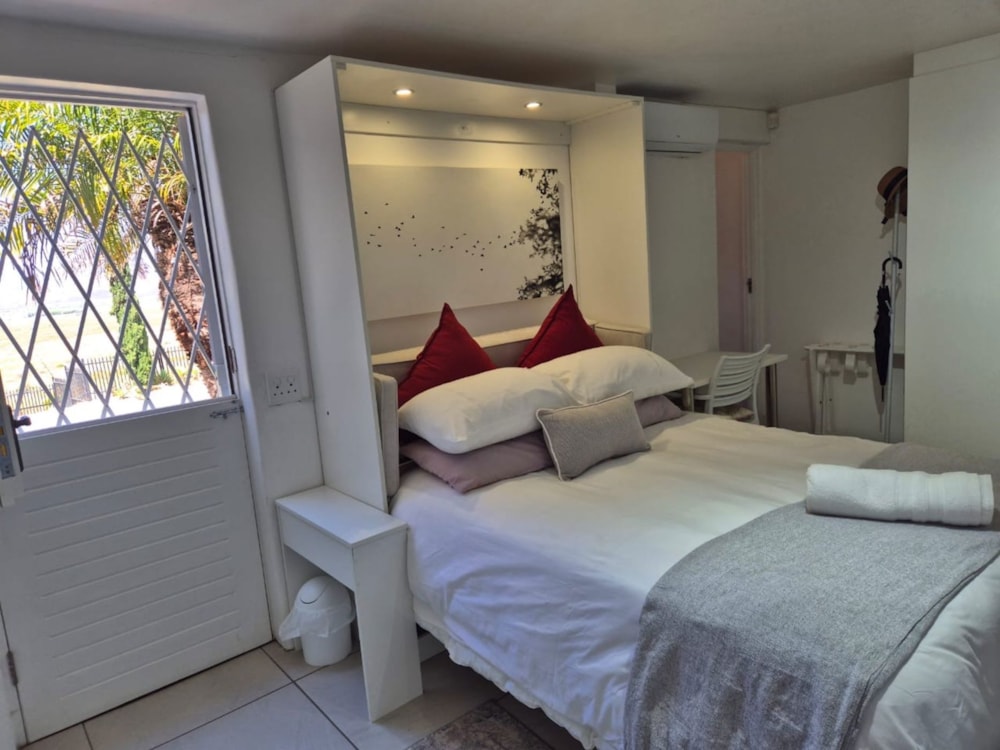 Bachelor apartment to rent in Langerug - TKL1725144 Bachelor apartment to rent in Langerug - TKL1725144