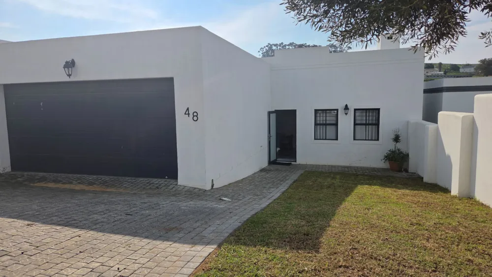 House let in Glen Lily, Malmesbury - 1MS1741856 House let in Glen Lily, Malmesbury - 1MS1741856