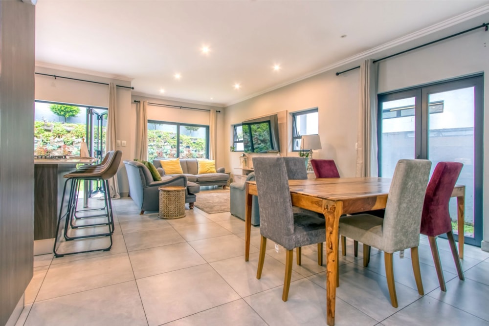 House to rent in Bryanston East - JBL1741983