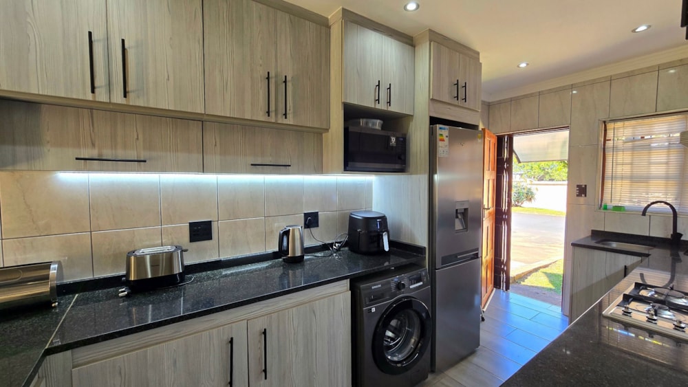 Townhouse for sale in Shelly Beach - 1PSH1742227 Townhouse for sale in Shelly Beach - 1PSH1742227