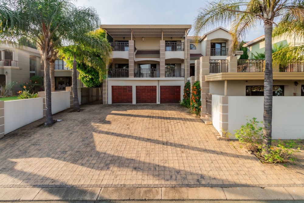 Security estate home for sale in Kosmos Ridge - 1HR1744523 Security estate home for sale in Kosmos Ridge - 1HR1744523
