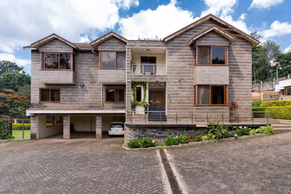 Townhouse for sale in Spring Valley, Kenya - 3KE1739471