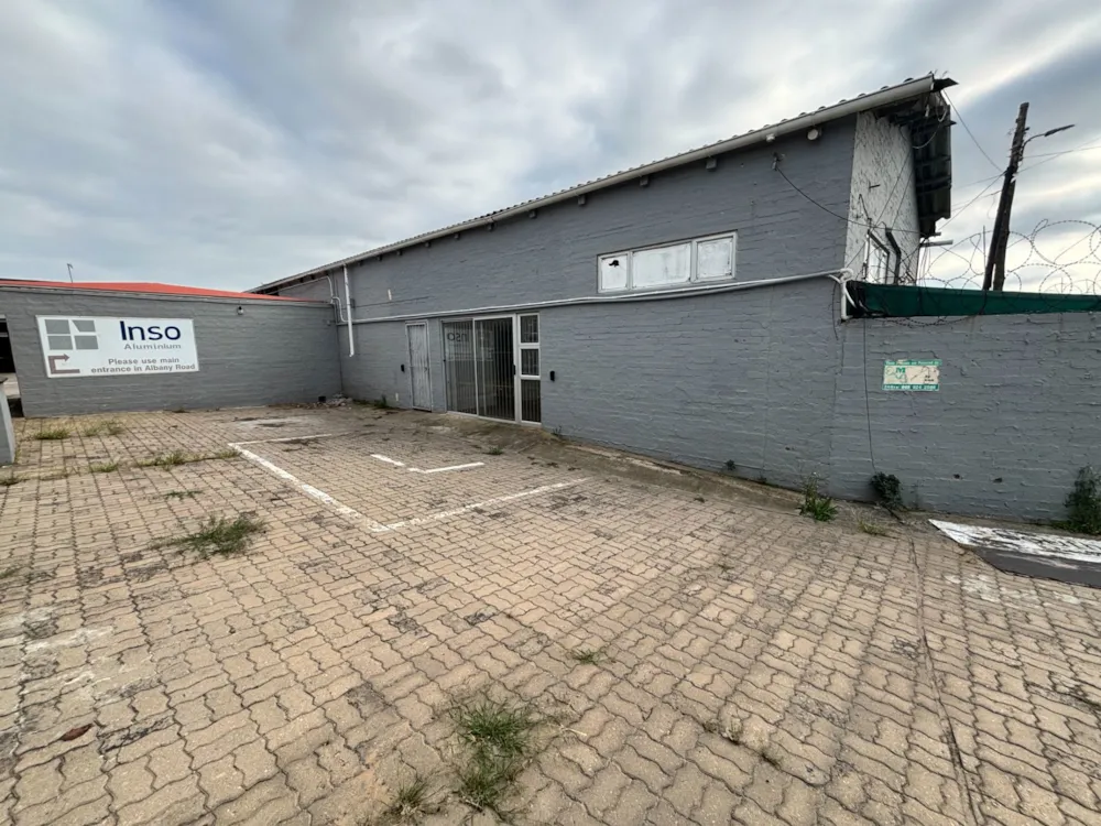 Commercial business to rent in East Bank - 1PF1741849