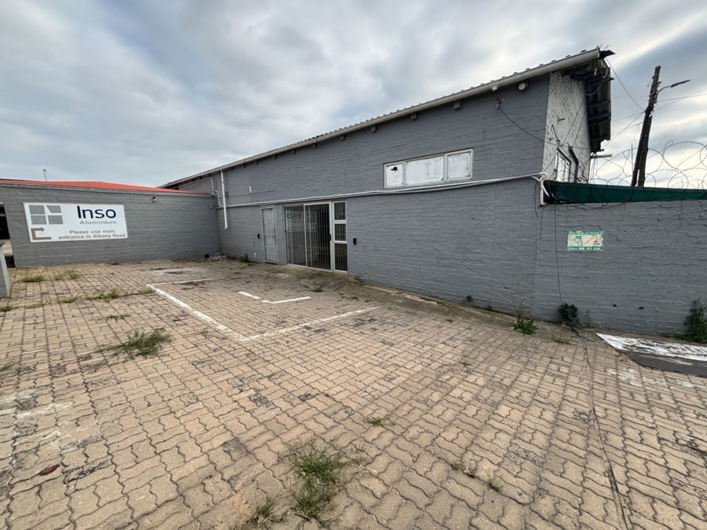 Commercial business to rent in East Bank - 1PF1741849