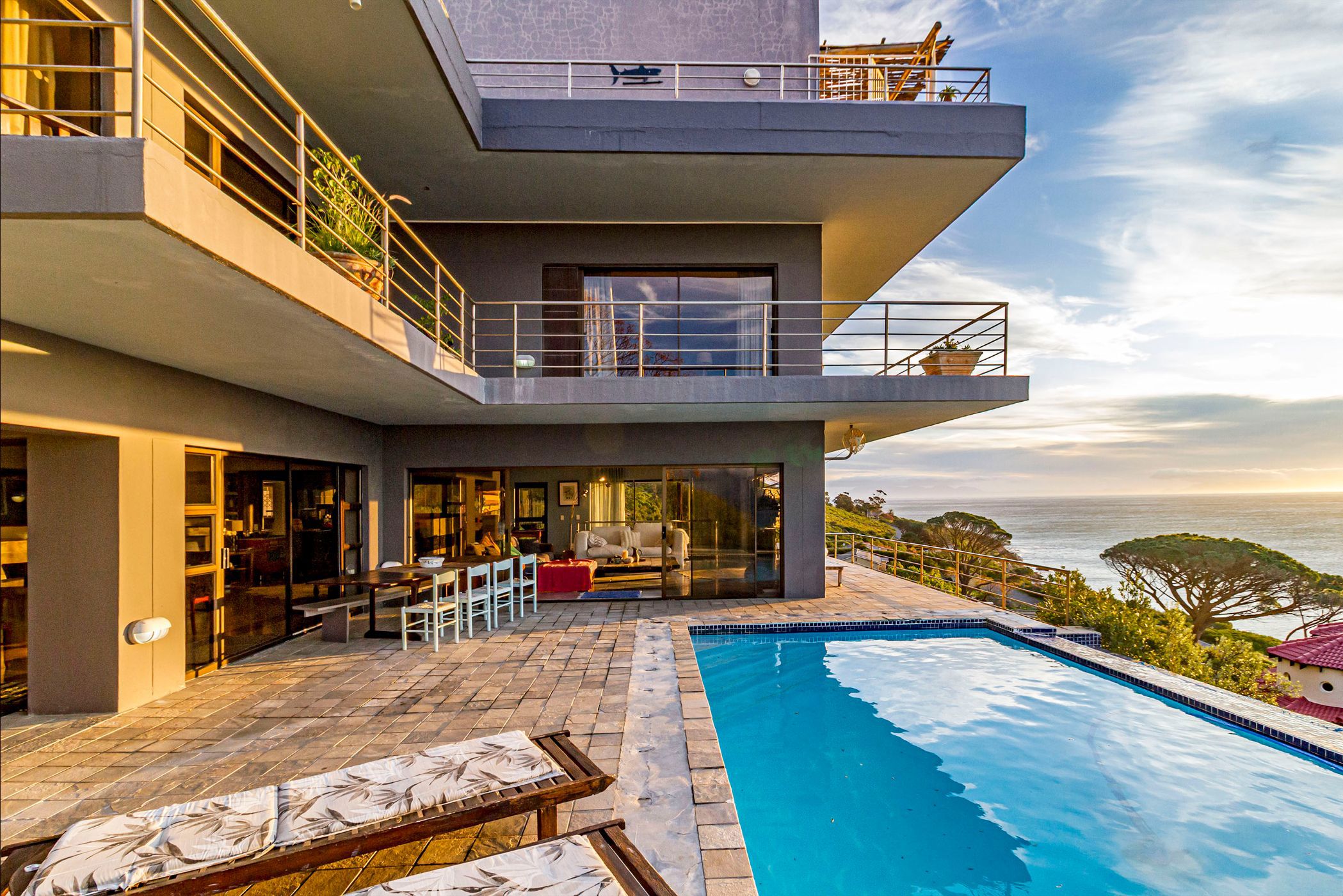 Multi-storey house to rent in Gordons Bay - SWL1743716