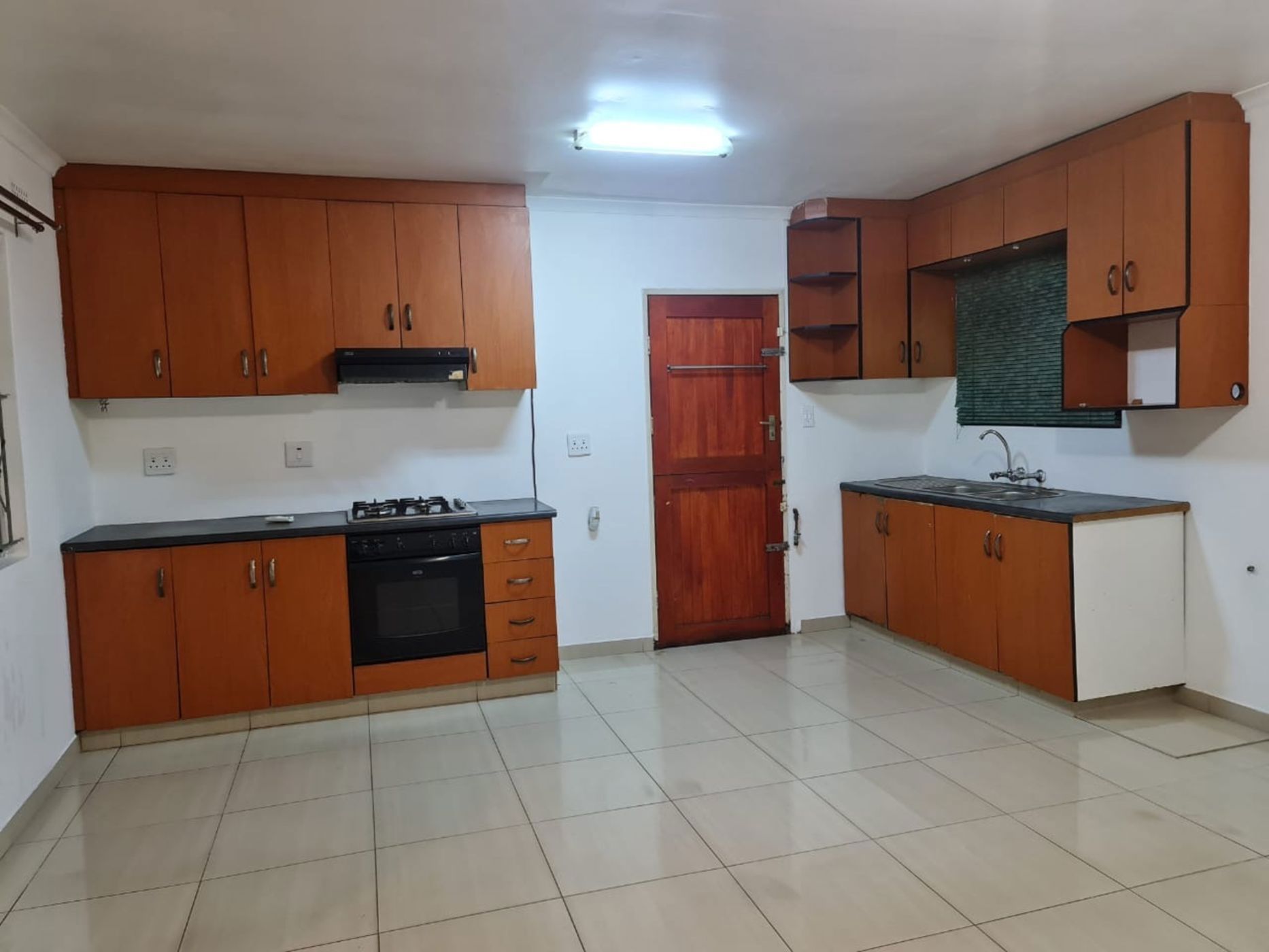 Garden apartment to rent in Brackenham - 1RY1742636