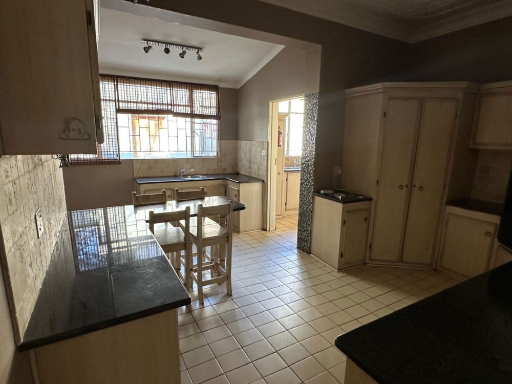 House to rent in Bains Vlei - 1BX1744261