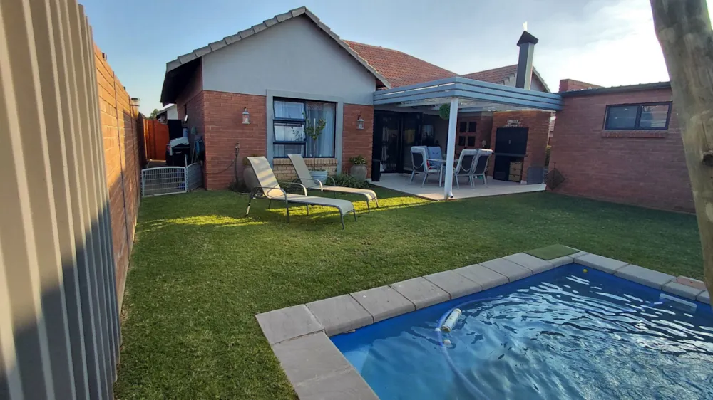 Townhouse for sale in Spitskop - 1BX1741675
