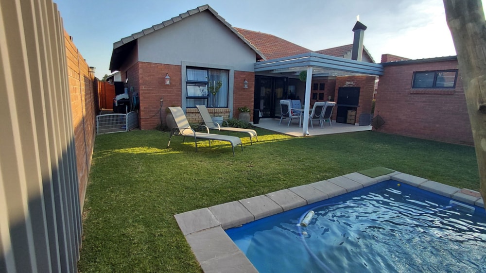 Townhouse for sale in Spitskop - 1BX1741675