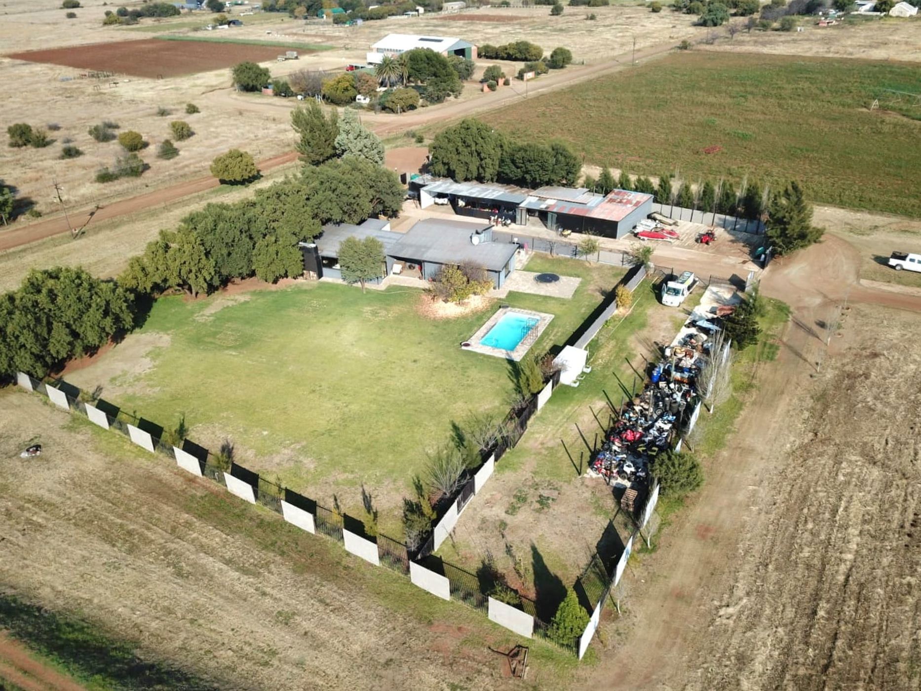 Smallholding for sale in Kellys View - 1BX1742618
