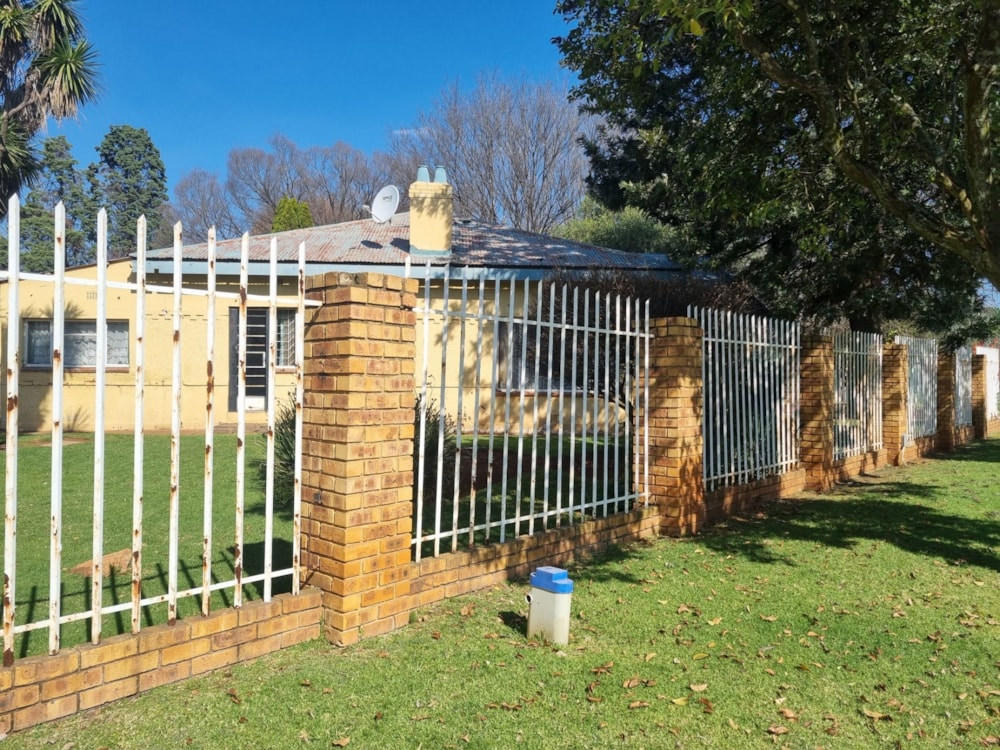 House for sale in Brakpan Central - 1BJ1741731