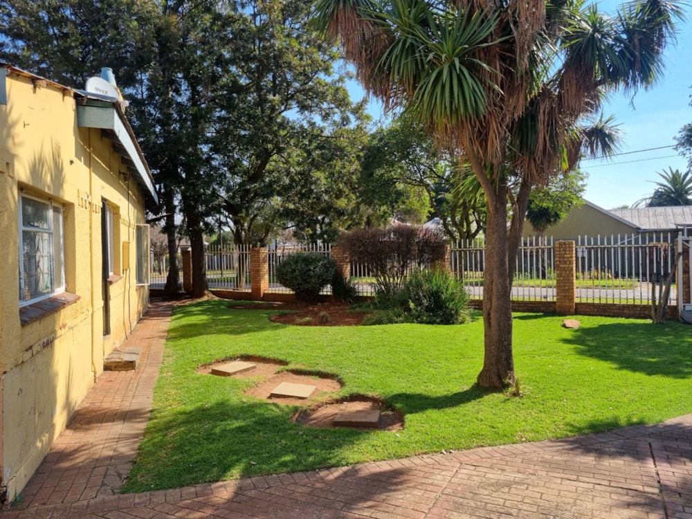 House for sale in Brakpan Central - 1BJ1741731