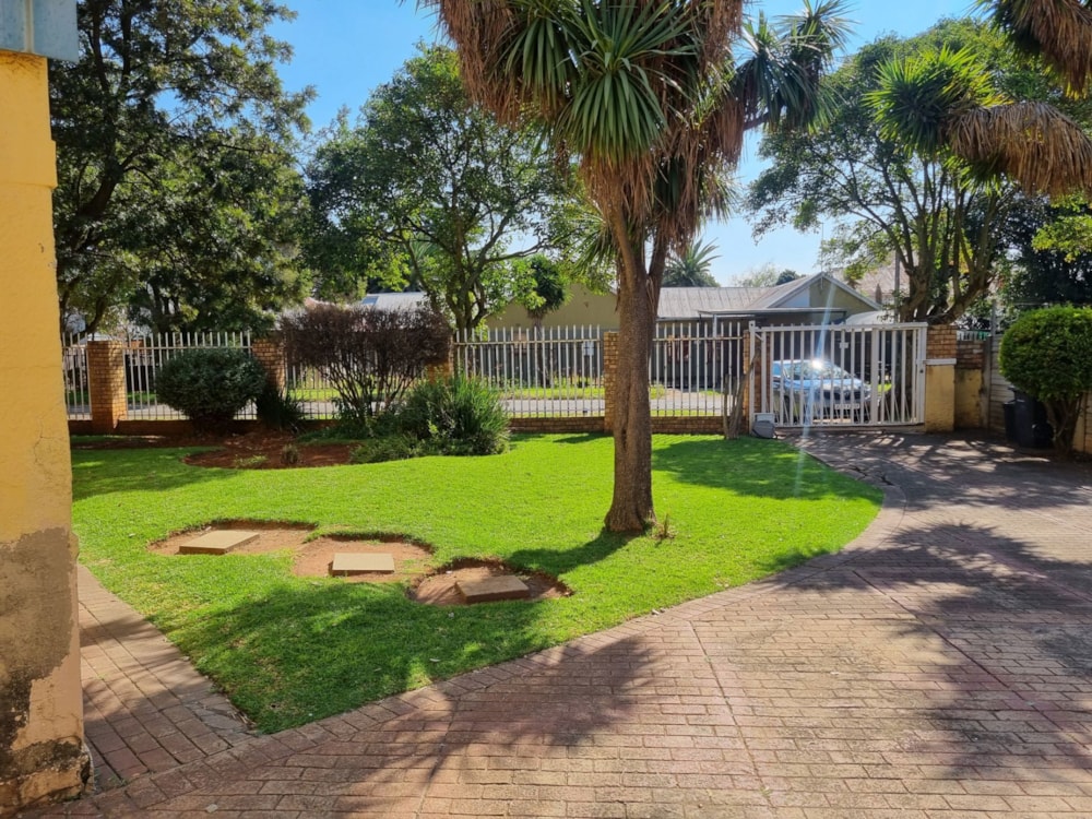 House for sale in Brakpan Central - 1BJ1741731