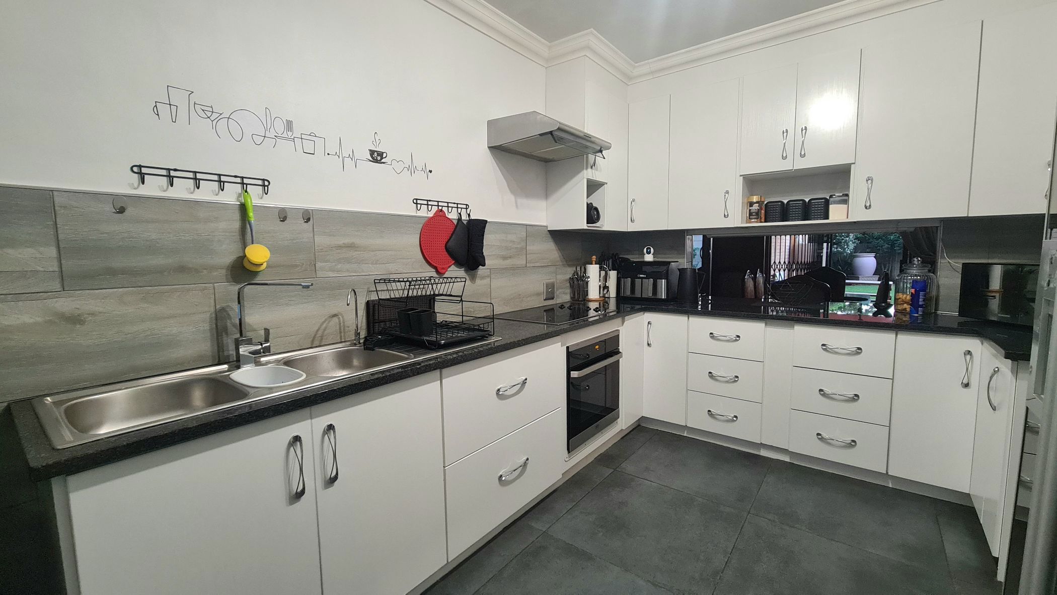 Townhouse for sale in Welkom - View 3