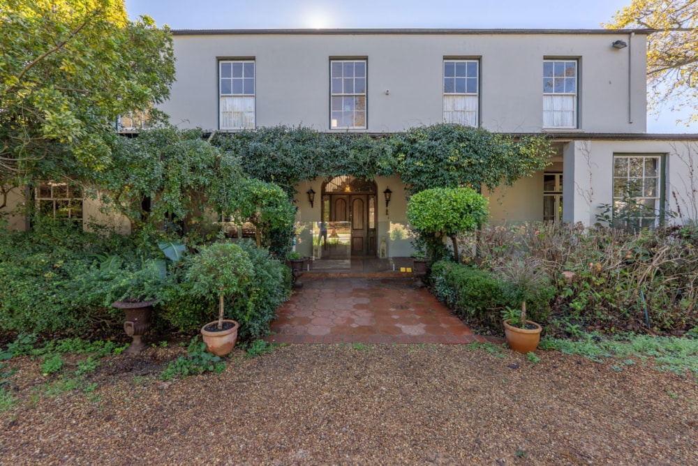 House to rent in Constantia, Cape Town - RBL1743955 House to rent in Constantia, Cape Town - RBL1743955