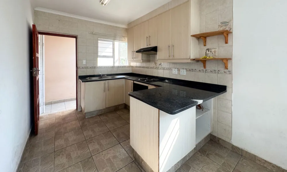 Apartment for sale in Uvongo - 1PSH1744211 Apartment for sale in Uvongo - 1PSH1744211