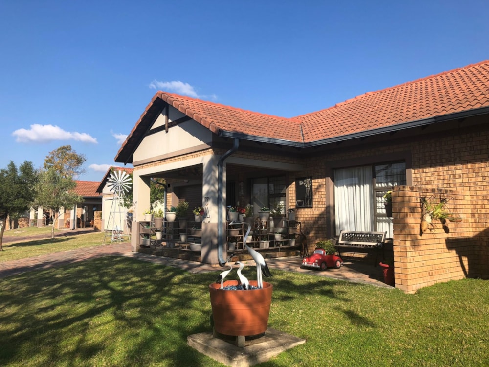 House for sale in Bateleur Estate - 1NS1744520 House for sale in Bateleur Estate - 1NS1744520
