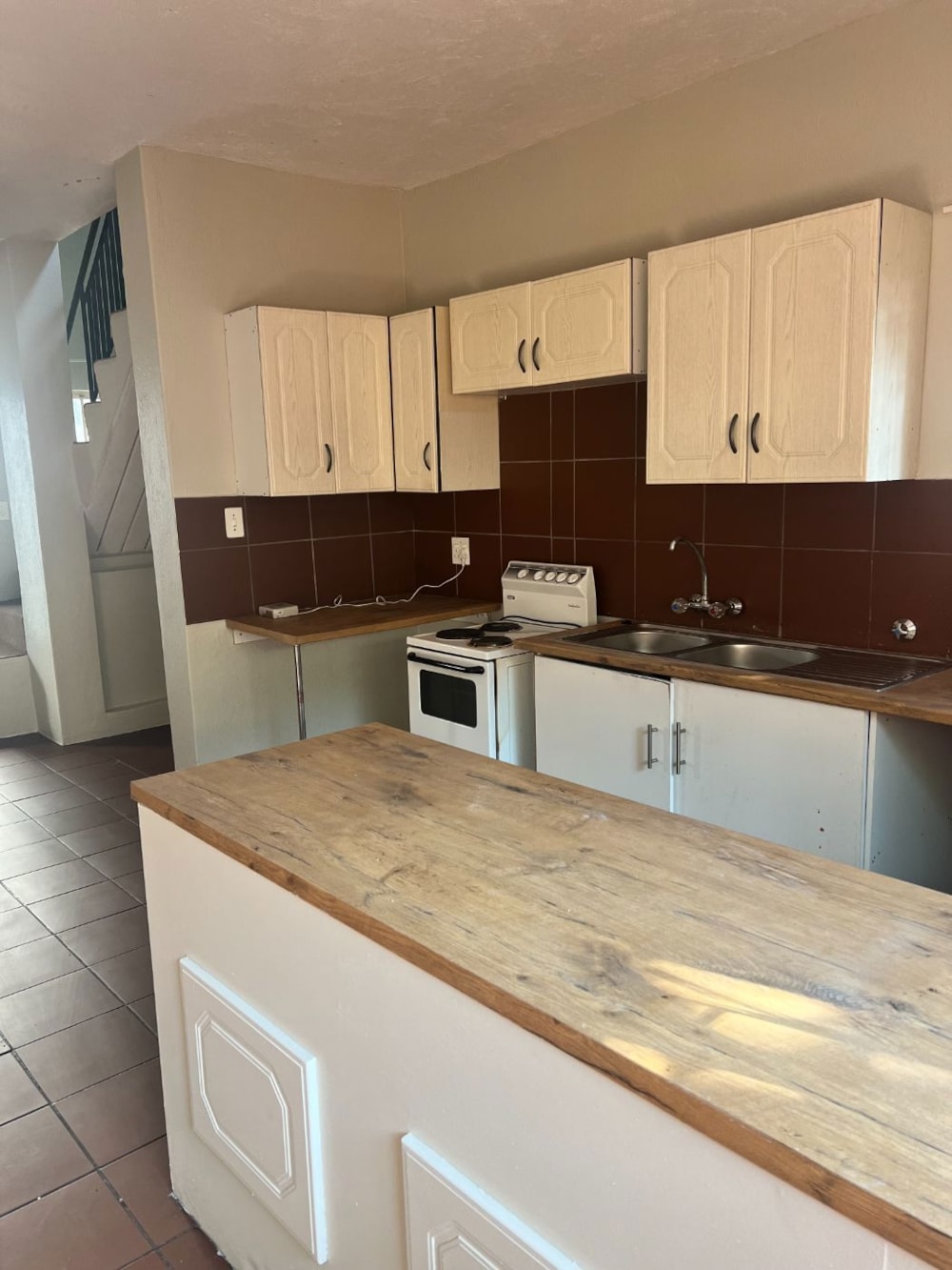 Apartment to rent in Mbombela Central (Nelspruit Central) - 1NS1732922