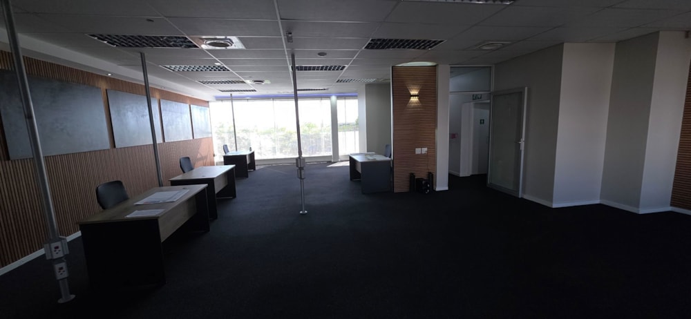 Commercial office to rent in La Lucia - 1ND1744445