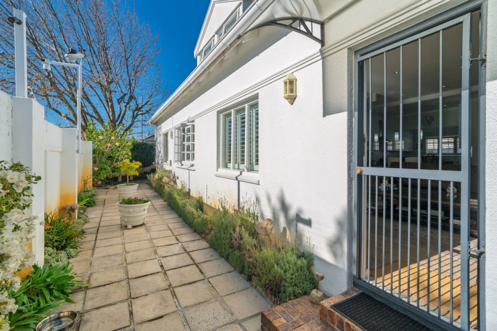 House for sale in Claremont, Cape Town - KW1741397 House for sale in Claremont, Cape Town - KW1741397