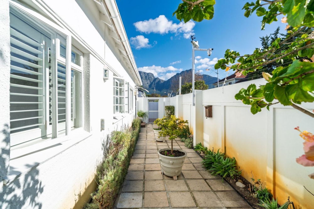 House for sale in Claremont, Cape Town - KW1741397 House for sale in Claremont, Cape Town - KW1741397