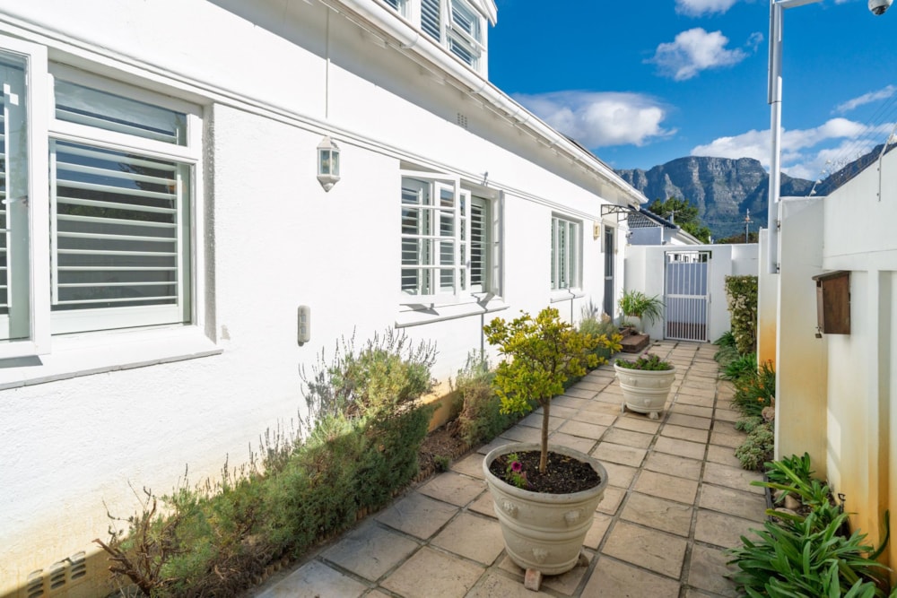 House for sale in Claremont, Cape Town - KW1741397 House for sale in Claremont, Cape Town - KW1741397