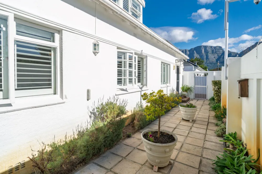 House for sale in Claremont, Cape Town - KW1741397 House for sale in Claremont, Cape Town - KW1741397