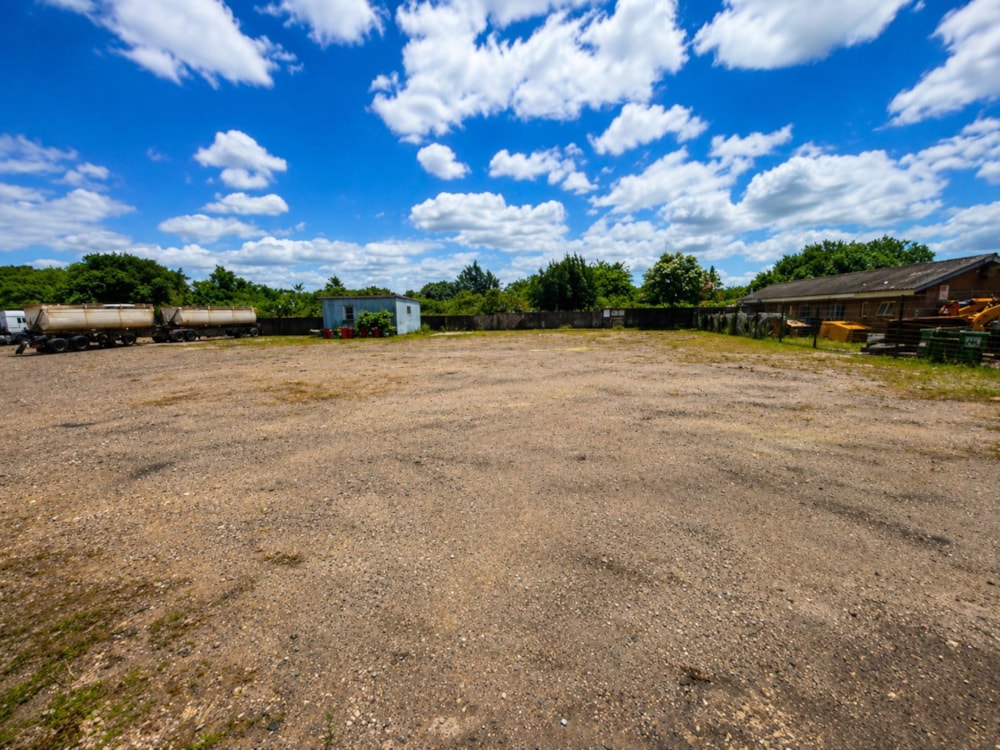 Commercial vacant land to rent in Alton - 1RY1714007 Commercial vacant land to rent in Alton - 1RY1714007