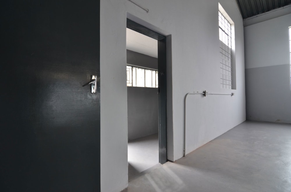 Commercial Building to rent in Bethlehem Central - 1BTH1718376