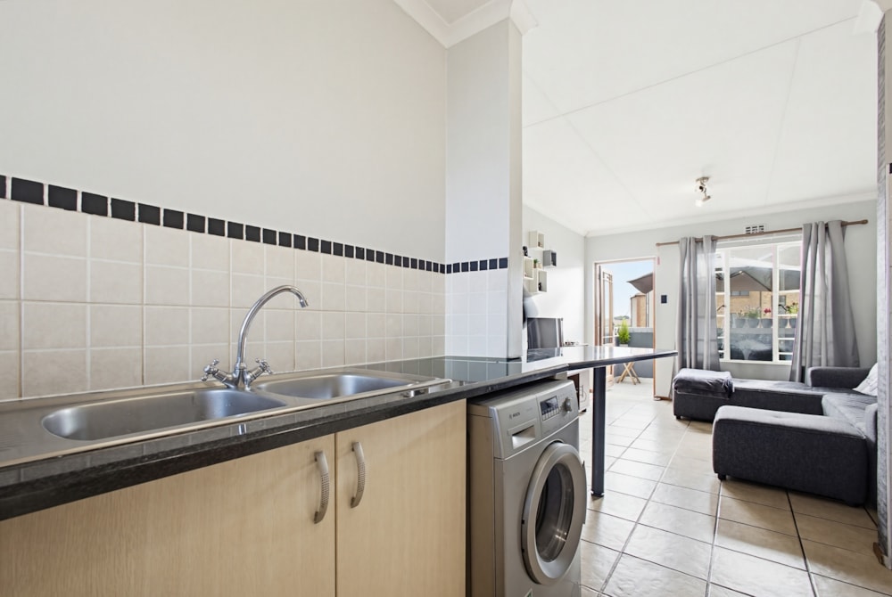 Apartment for sale in Brentwood Park, Benoni - EN1741984 Apartment for sale in Brentwood Park, Benoni - EN1741984