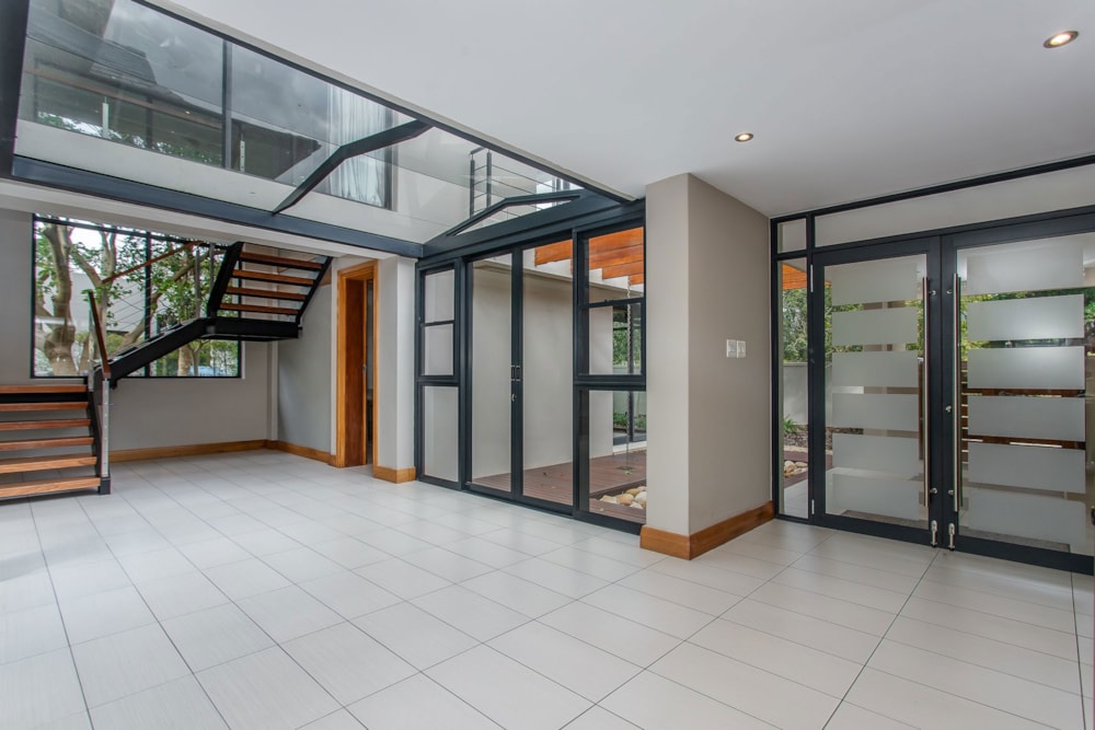 Security estate home to rent in Pearl Valley Golf and Country Estate - TKL1721457