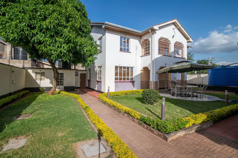 Double-storey house for sale in Thika Road, Kenya - 3KE1742203 Double-storey house for sale in Thika Road, Kenya - 3KE1742203