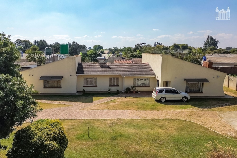 House for sale in Emerald Hill, Zimbabwe - 3ZB1742404