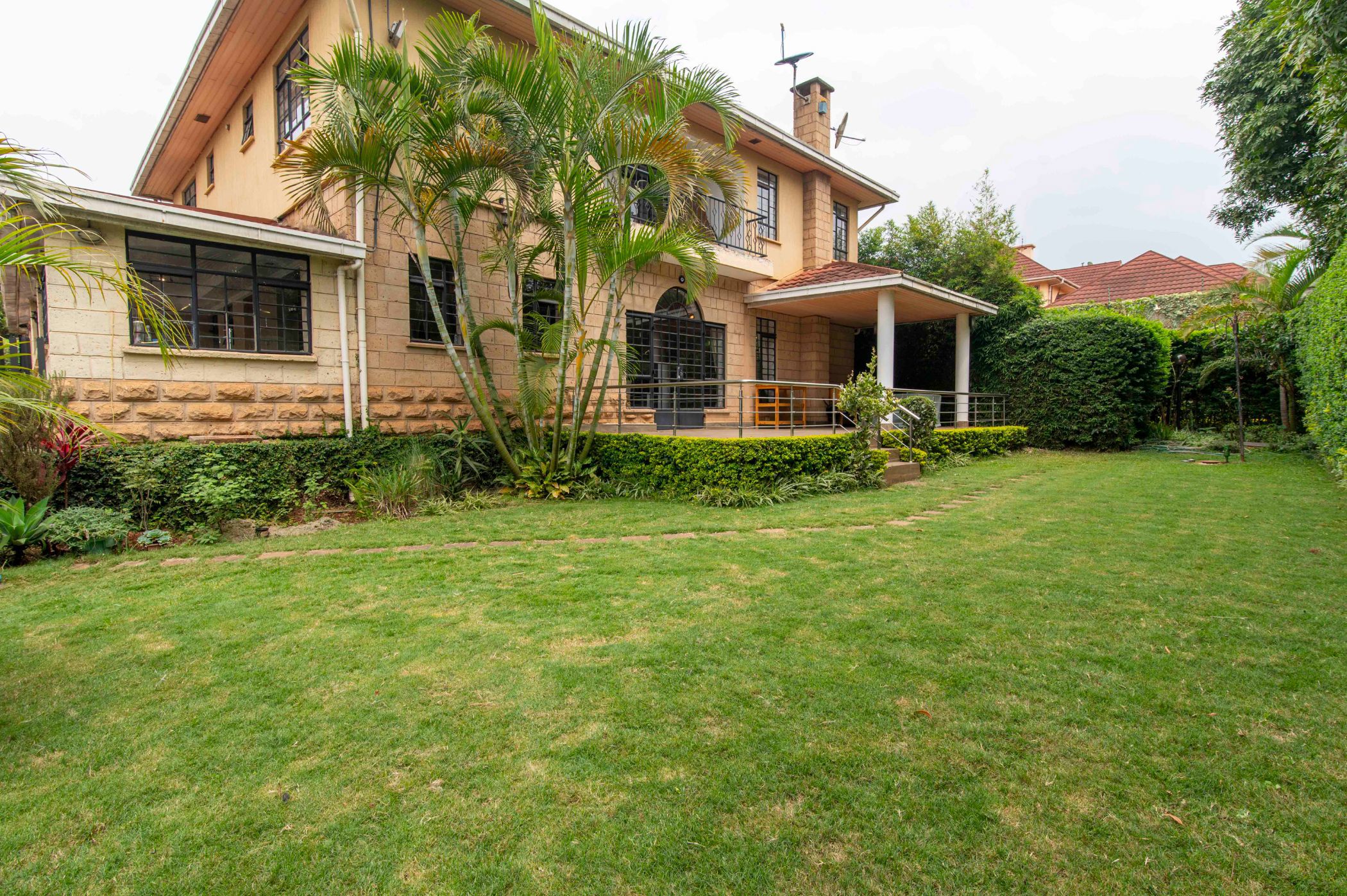 Townhouse for sale in New Kitisuru, Kenya - 3KE1743627